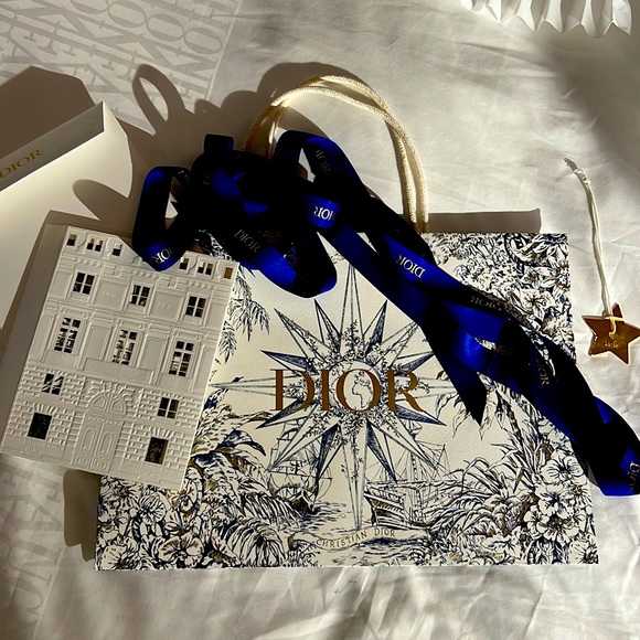 Dior Handbags - Dior bag. Ribbon, star, card and envelop